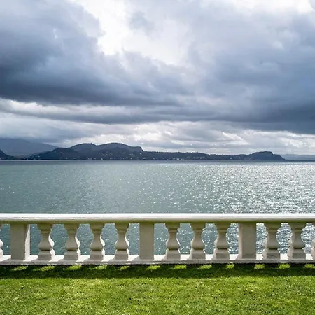 On The Unique Luxury Maggiore * Pallanza