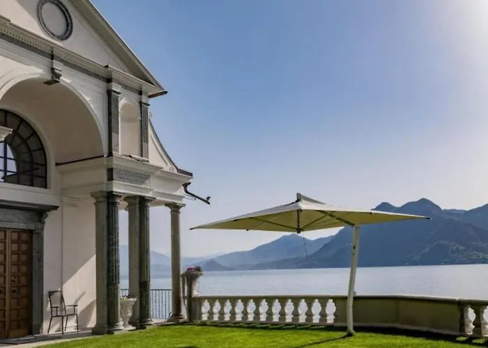 On The Unique Luxury Maggiore فيلة